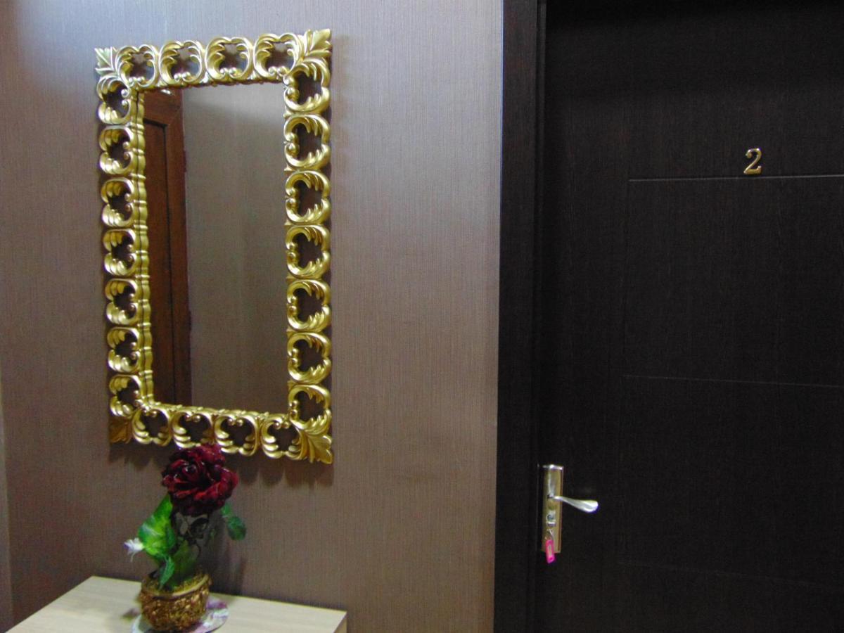 Hotel Julia Akhaltsikhe ภายนอก รูปภาพ